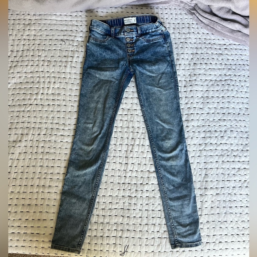 Abercrombie kids mid rise pull on jean legging